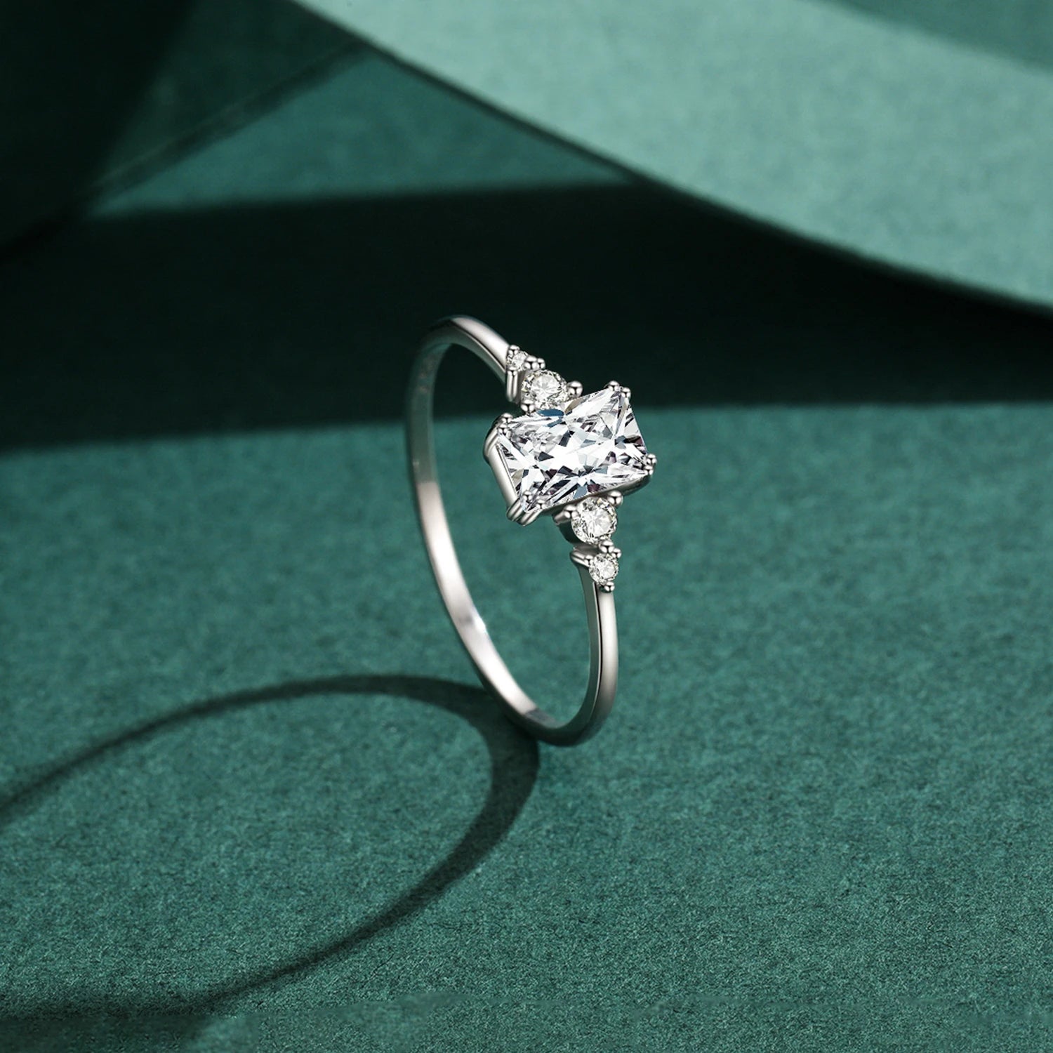 Sterling Silver Sparkling Wedding Ring