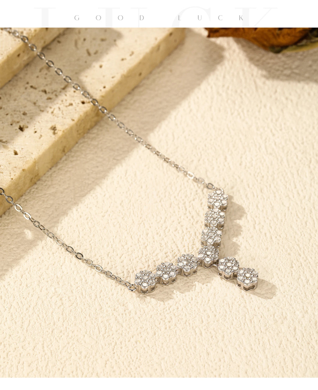 Sterling Silver Exquisite Flower Clear Cubic